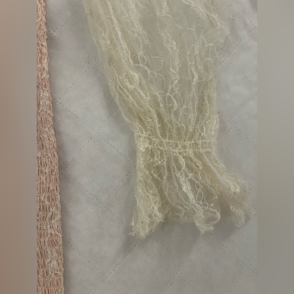 Alice McCall After Dark Mini Dress Shell Lace - Picture 8 of 11